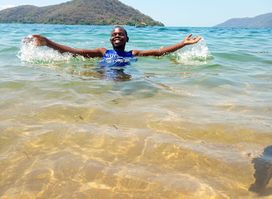 Bombwe Capemaclear