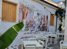 Phedrock Bar