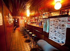Fearons bar ..Henrys