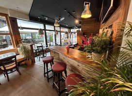 Hangar32, TapBar