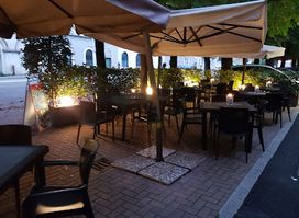 Pan Pero Rosso lounge Bar