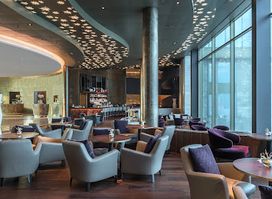Lakeview Bar & Cigar Lounge