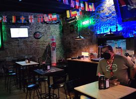 Kingston Pub