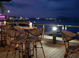 Duffy Cafe Harbourside
