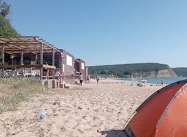 Vaia Bistro
