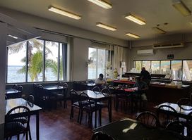 Rainas Seaside Restaurant