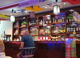Captain's Sports Bar