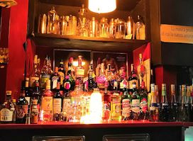 Bobo's cocktail bar