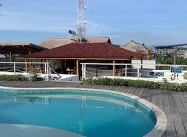 Seaesta Komodo Hostel & Hotel