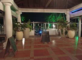 Don's Restaurant, Bar & more