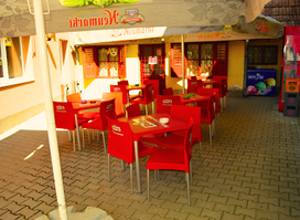 Venesis Bar & Rent a Bike