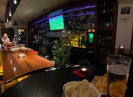 Bar Hannes
