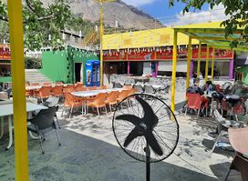 Rewayat Restaurant Ganish Hunza