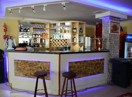 iM Restaurant&Lounge, Night club