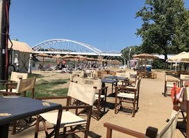 Lapos Beach Bar