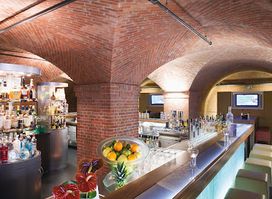 CAVE Bar