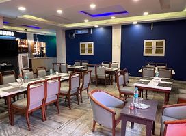 Taj Bar & Restaurant - Best Family Restaurant in Phillaur | Best Veg & Non Veg Restaurant in Phillaur | Best Pub & Bar
