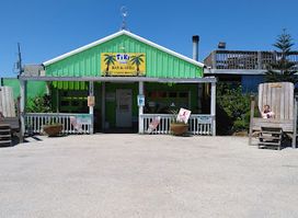 Tiki Beach Bar & Grill
