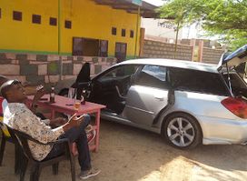 Sundowner Bar and Lodgings