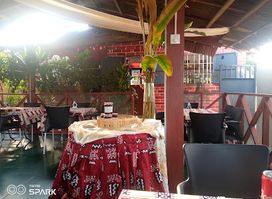 Le PIVOT Bar restaurant Grill