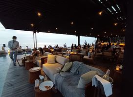 Beach Bar - Alila Seminyak