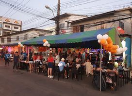 Full Throttle Bar & Grill