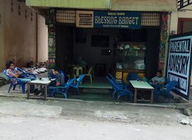 Kedai kopi & Mie blessing banget