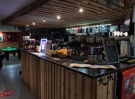 Salão de Jogos Tiro Taco - Pool & Sports Bar