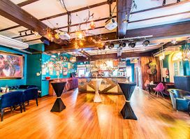Blu Jaz, Bali Lane