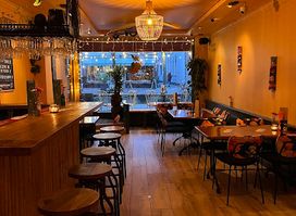 Alani shared dining & cocktail bar