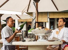 Sunset Bar by Eraeliya Villas & Gardens