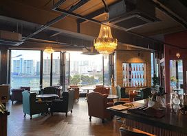 Busan wine bar Gwanganli bar lounge vanguard