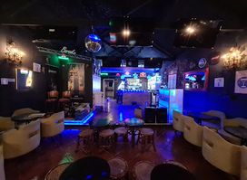 Baraoke Caffé Lounge Bar-Karaoke Club