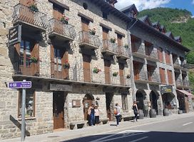 Casa Vallés