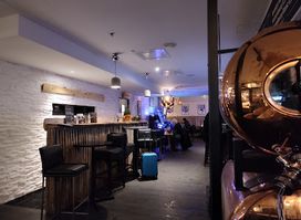 Pub Peräkammari