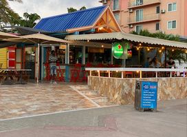 Layback Beach Bar & Grill