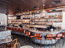 Hotel Bar