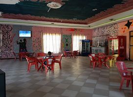 Uwanda City Pub & Lodge