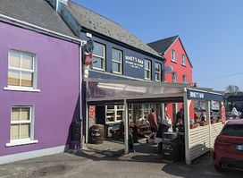 Riney's Bar & Beer Garden