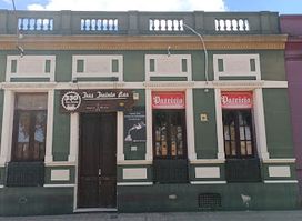 Tres Treinta Bar