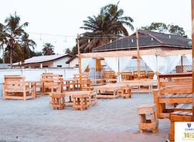 1402 Pub & Restaurant