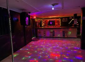Exyrius Sport Bar & Grill