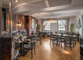 Orange Tree Bar and Grill