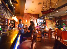 Lanun Restaurant & Bar