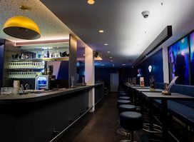 Tipsys Bar