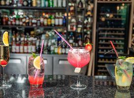 Espinho Restaurant & Bar