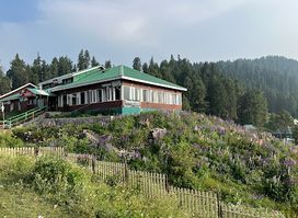Yemberzal Hotel & Restaurant