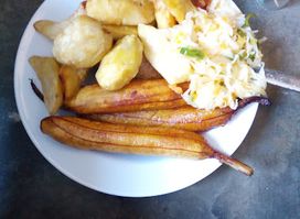 Edo Pub Bar And Guest House