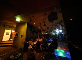 Public House BOSTON CLUB パブリックハウスボストンクラブ｜酒田市のカラオケバー・ナイトクラブ