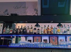Doloresz Cafe & Cocktail Bar